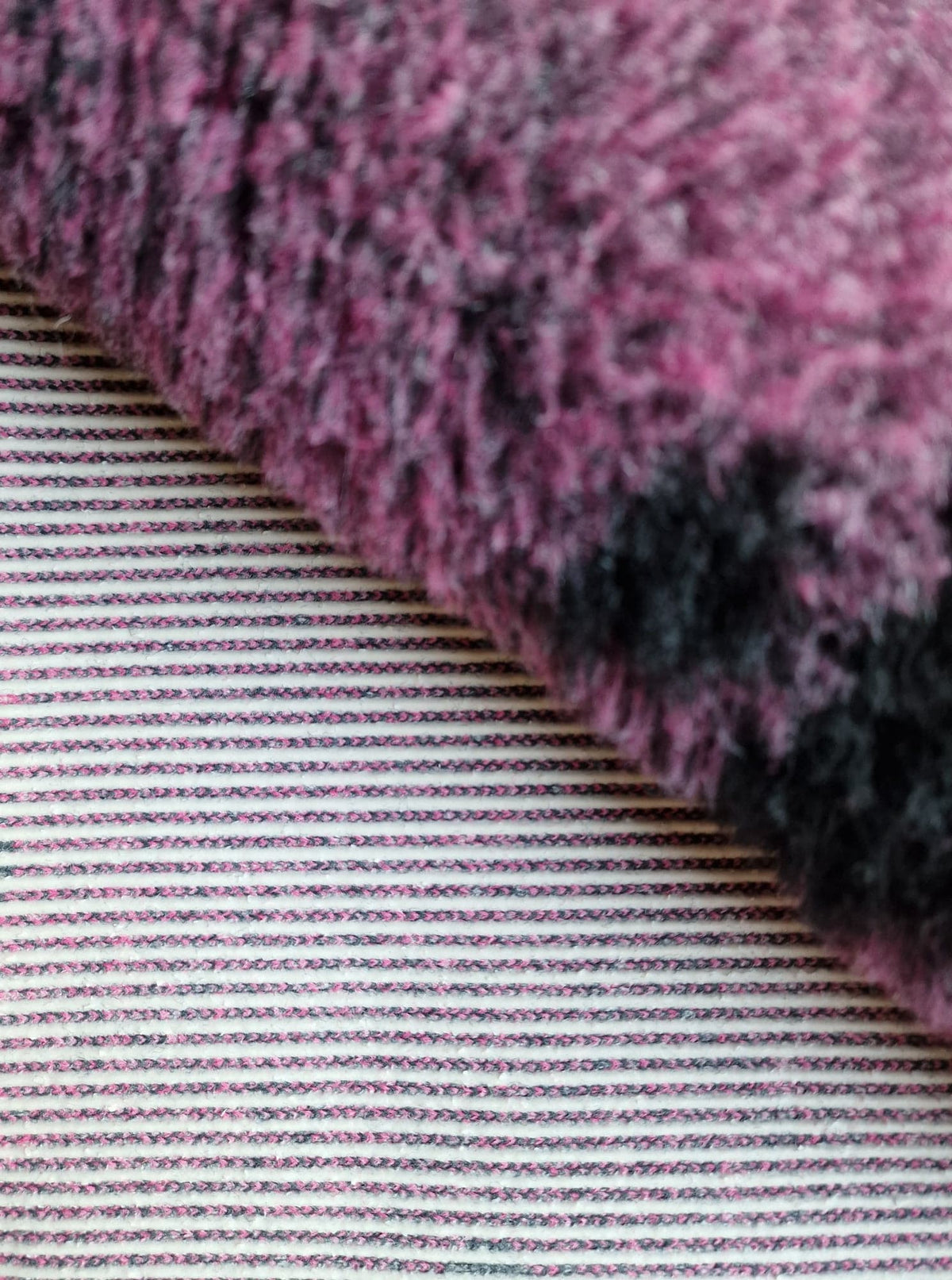 VetBed - Pink meleret med store pink poter og små sorte poter