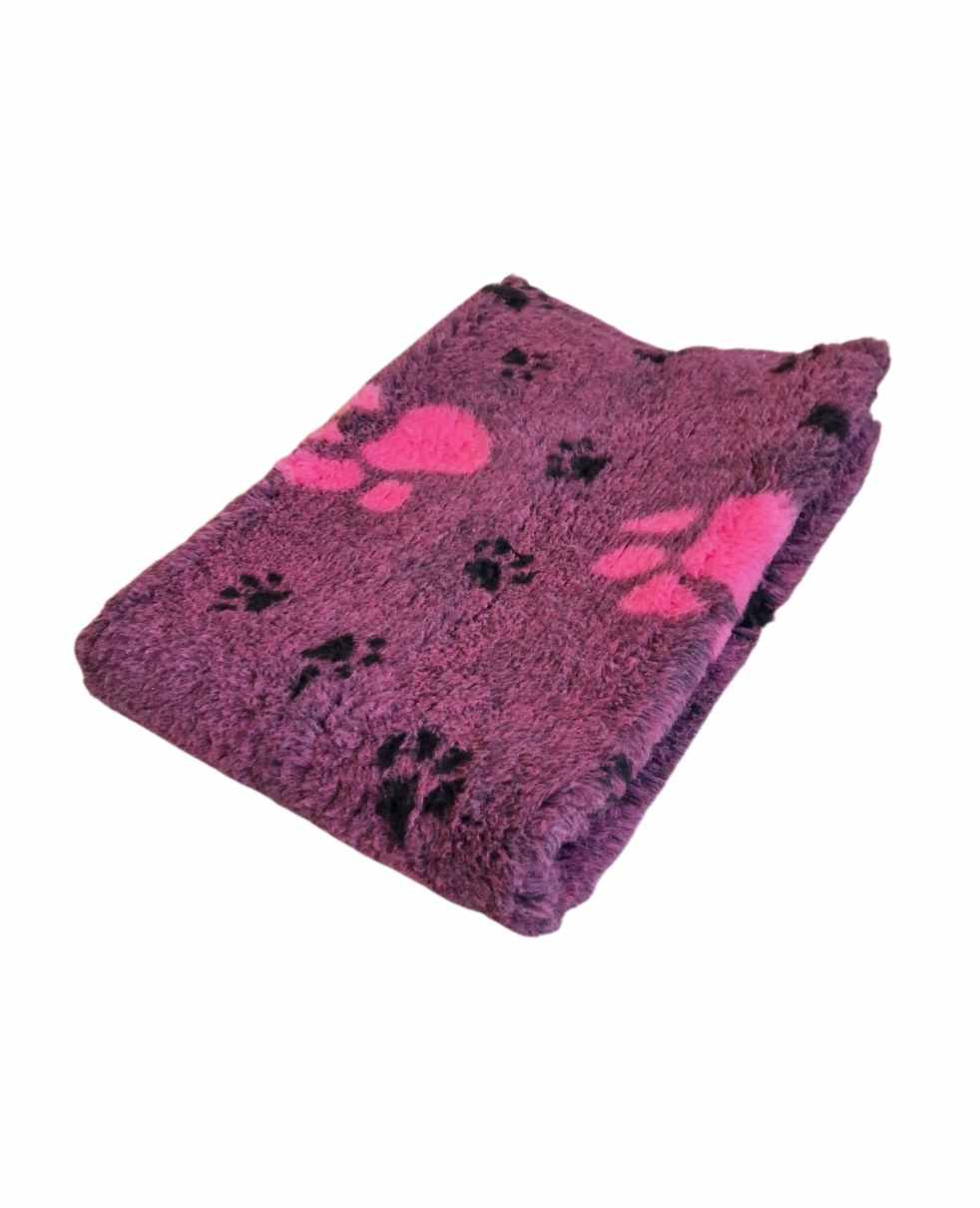 VetBed - Pink meleret med store pink poter og små sorte poter